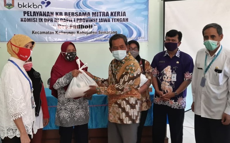 Fadholi Gelar Pelayanan Pemasangan Kontrasepsi Gratis